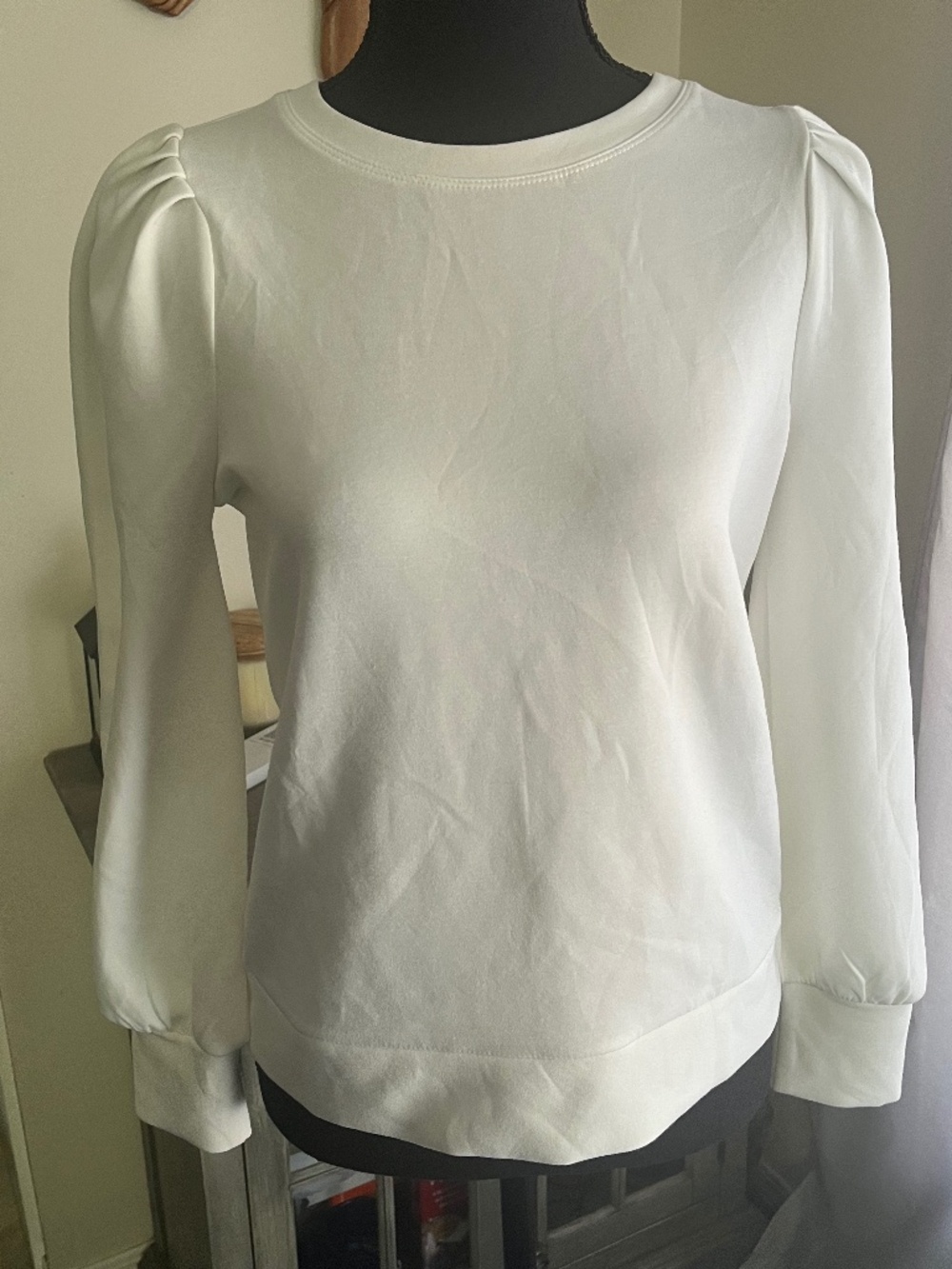 Womens Magaschoni top! Modal! Size small!!